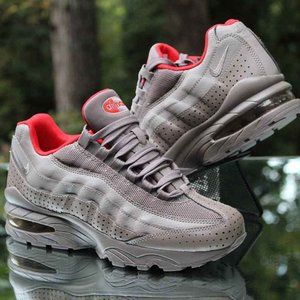 Nike Air Max 95 Sepia Stone Size 5Y